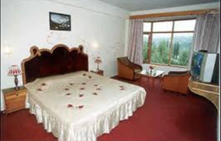 Classic Deluxe Room