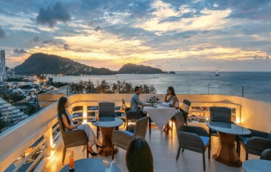 Andaman Beach Suites Hotel in Patong, Phuket