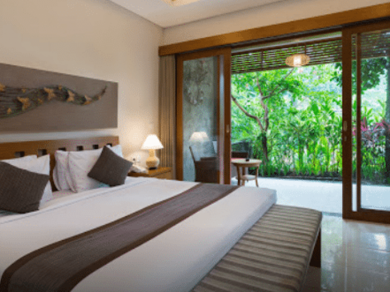 Desak Putu Putera Superior Room